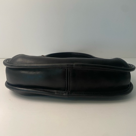 Vintage Coach 9027 Mini Ergo Black Leather Purse Bag Adorable! - Picture 3 of 11